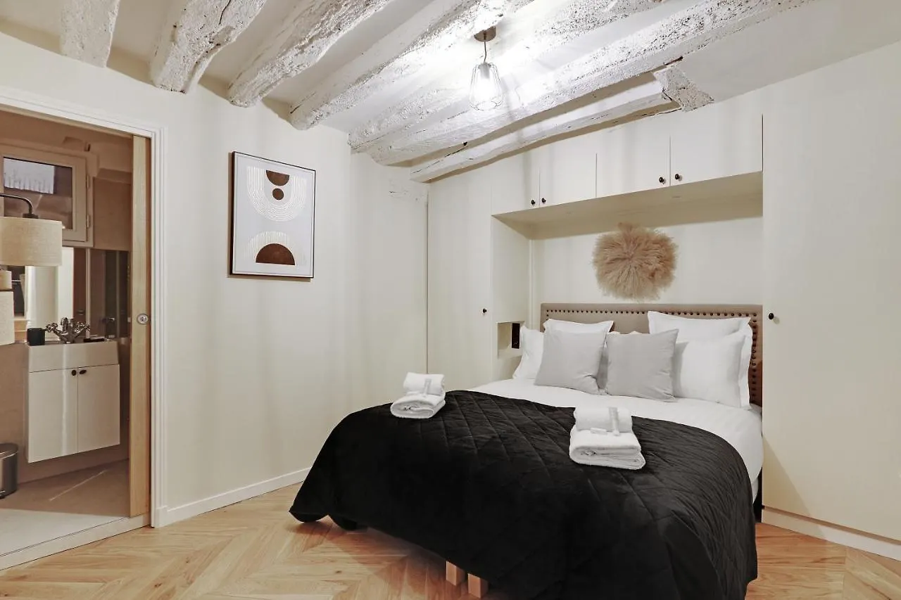 Pick A Flat'S Apartment In Le Marais - Rue Saint Martin Paris France