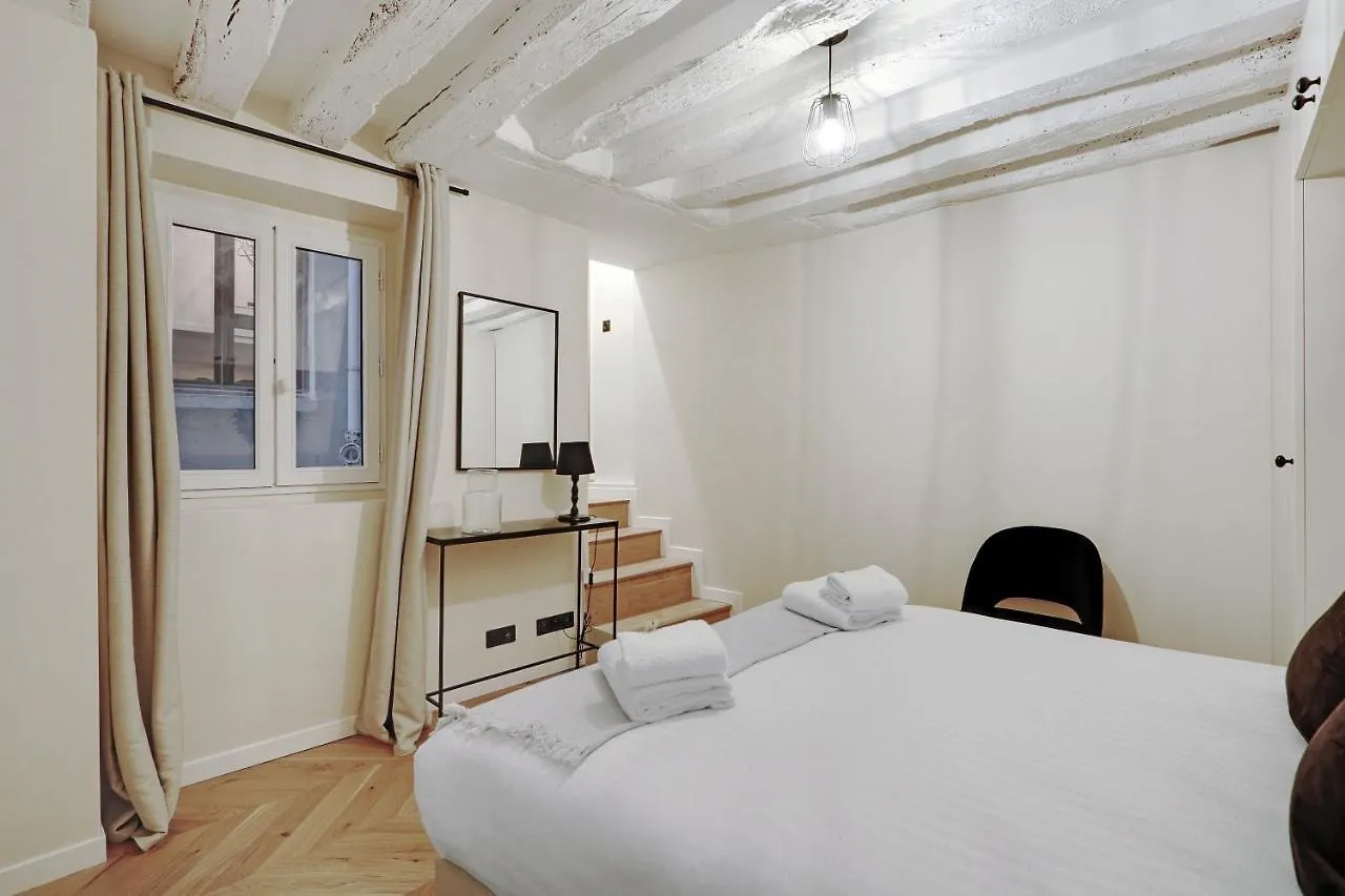 Pick A Flat'S Apartment In Le Marais - Rue Saint Martin Paris