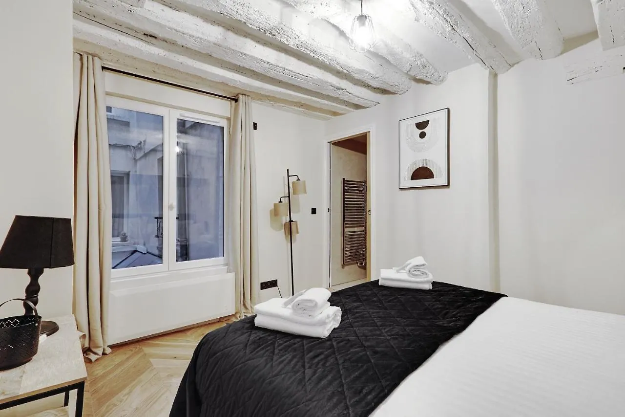 Pick A Flat'S Apartment In Le Marais - Rue Saint Martin Paris
